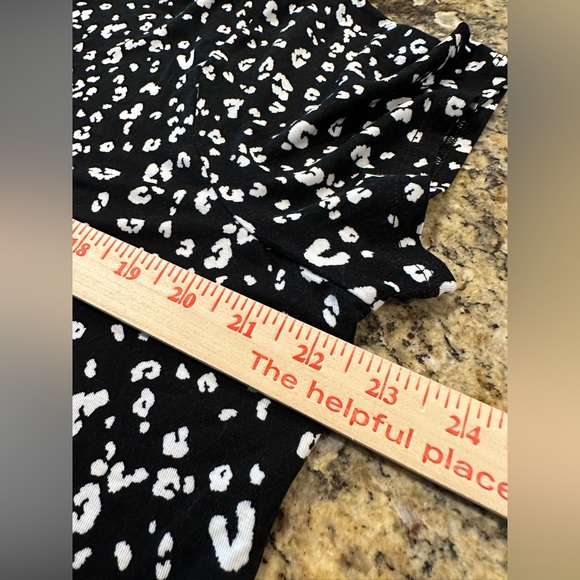 Nine West Women’s Soft Spun Black & White Leopard Blouse - Size XXL - Picture 8 of 9